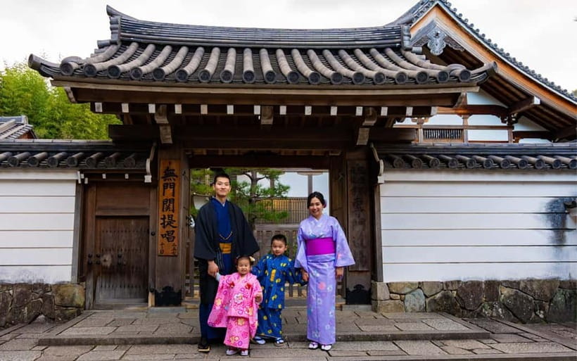 Kyoto: Private Photoshoot Experience in Arashiyama Bamboo - Riverside paths and nearby corners