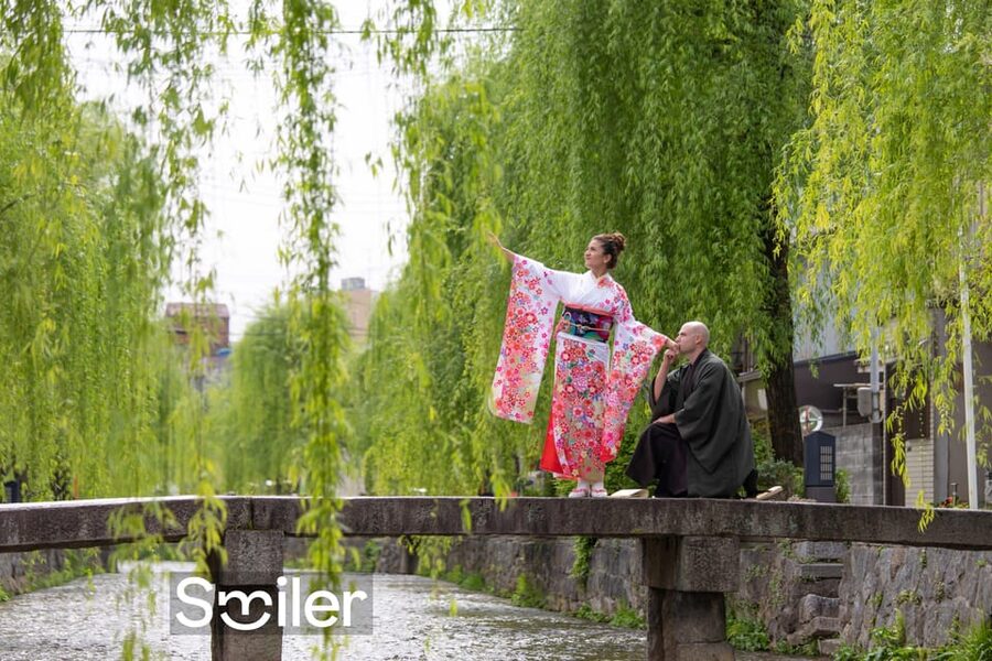 Kyoto: Private romantic photoshoot for couples - Why a Kyoto photoshoot can be worth your time