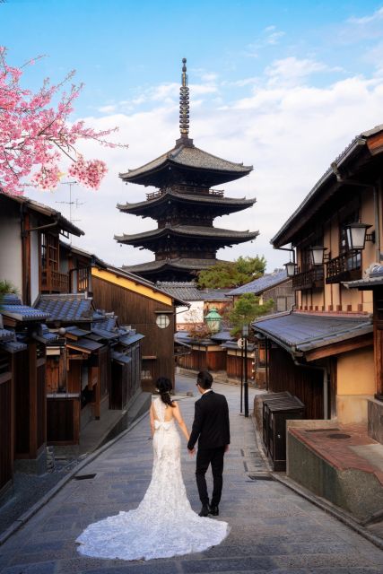 Kyoto: Private romantic photoshoot for couples - What happens during the 45 minutes