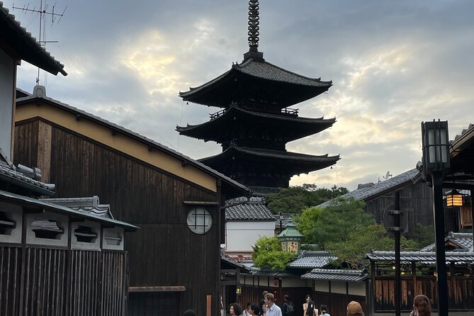 Kyoto Private Tour with Customized Itinerary - Kiyomizudera and the old lanes of Higashiyama