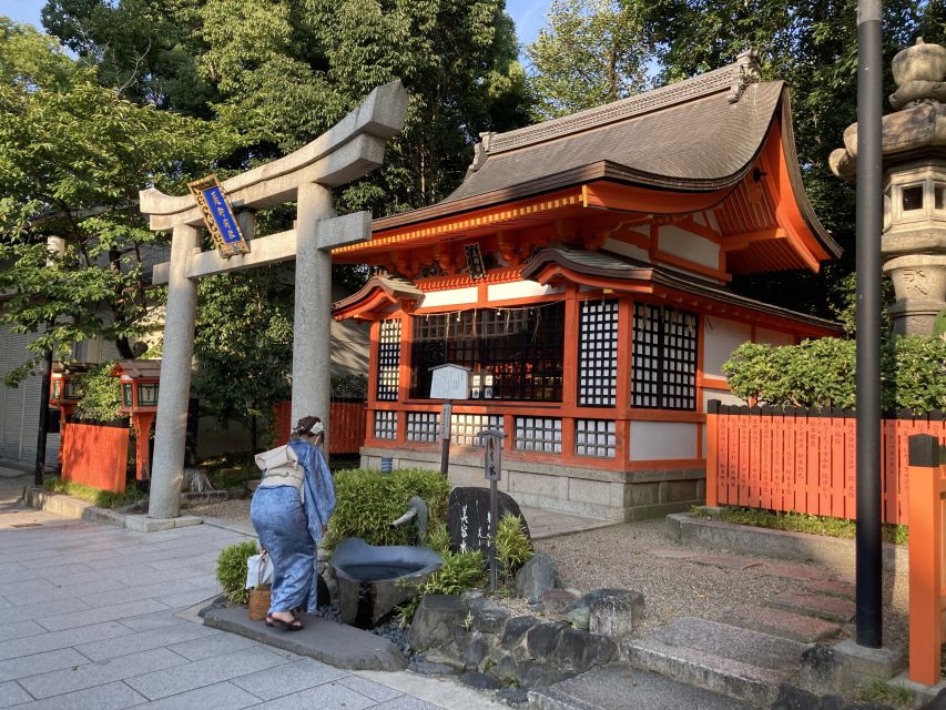 Kyoto: Private Walking Tour with Kiyomizu Temple & Gion - What $174 means for two people
