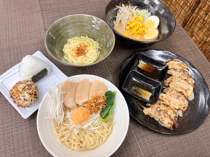 Kyoto: Ramen, Gyoza, and Onigiri Cooking Class - Third course: shaping onigiri