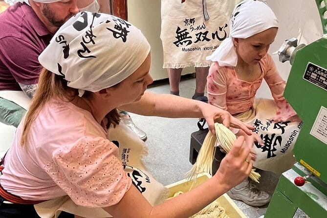 Kyoto Ramen Noodle Making Class - Kneading, rolling, and cutting with the noodle machine