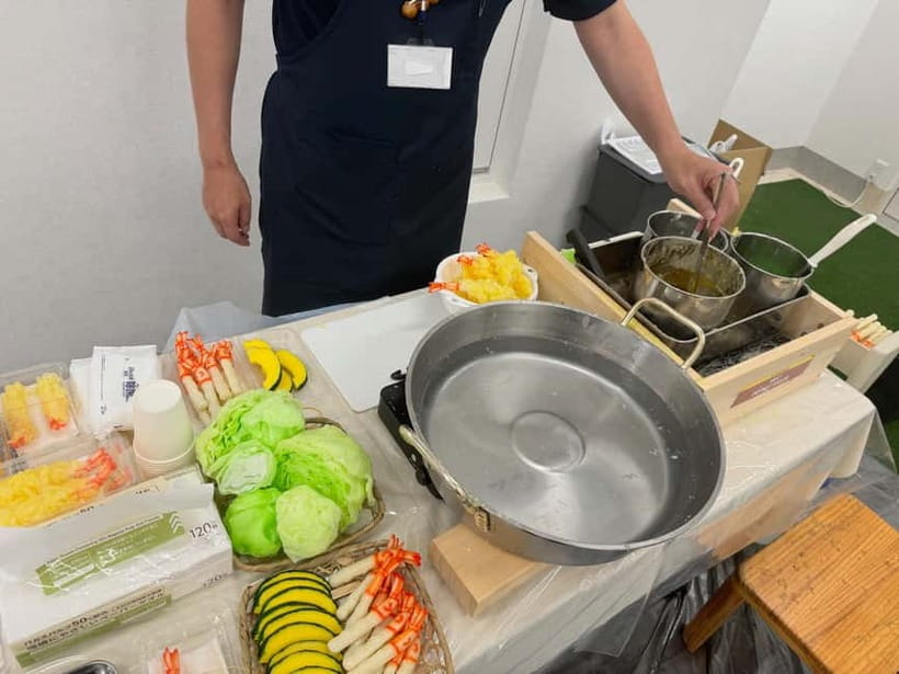 Kyoto: Replica food making experience - What to wear and how to handle the wax
