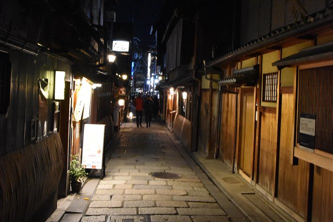 Kyoto’s Exclusive Private Gourmet Night with Local - Timing, meeting details, and practical planning