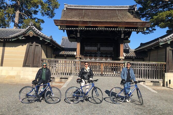 Kyoto’s ONLY COUNTRYSIDE E-Bike Tour with a Japanese Local! - Hirosawa Pond and its mirror effect