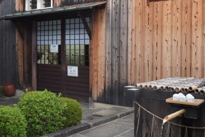 Kyoto Sake Brewery Tour with Lunch - A small group helps, but guide style matters