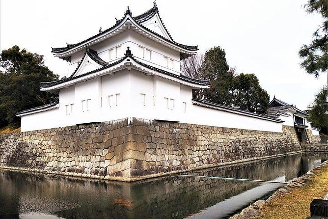 Kyoto Samurai and Geisha Town Private Walking Tour - Who should book this Kyoto walking tour?