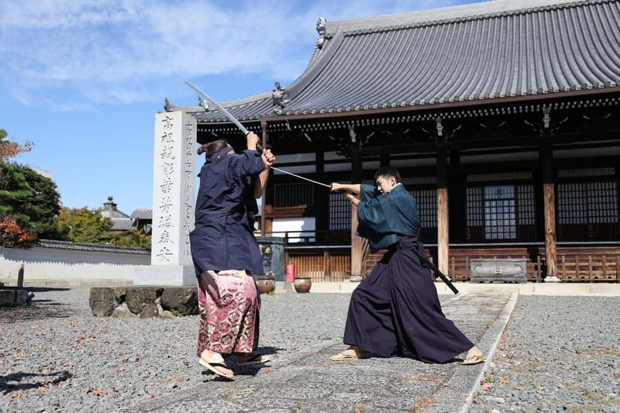 Kyoto: Samurai Sword & Kimono Action Filming Experience - Timing, language, and what to bring