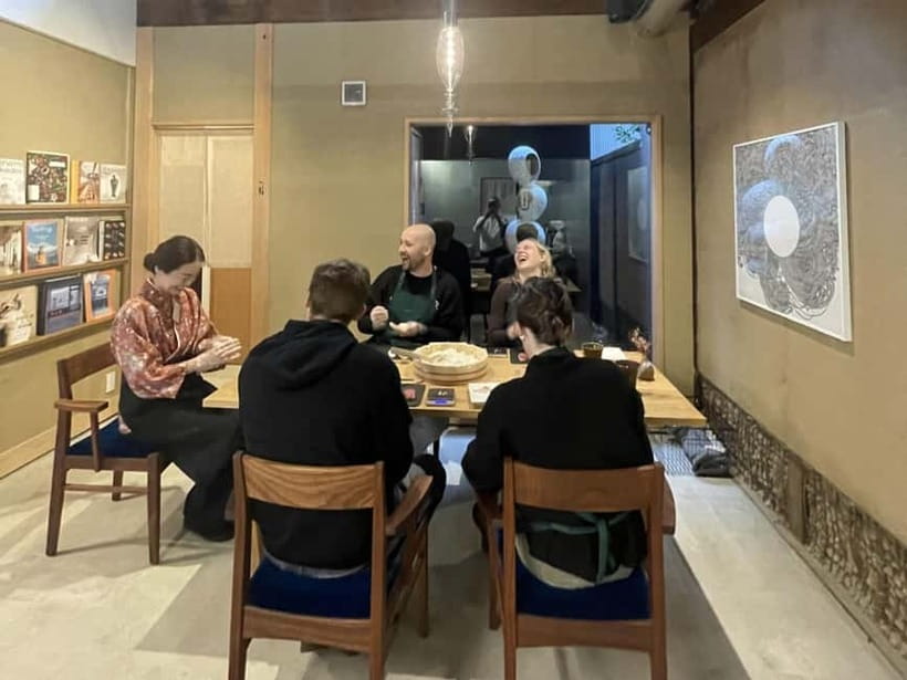 Kyoto: Small-Group Authentic Sushi Making Workshop - Meeting Kana and settling into the small group