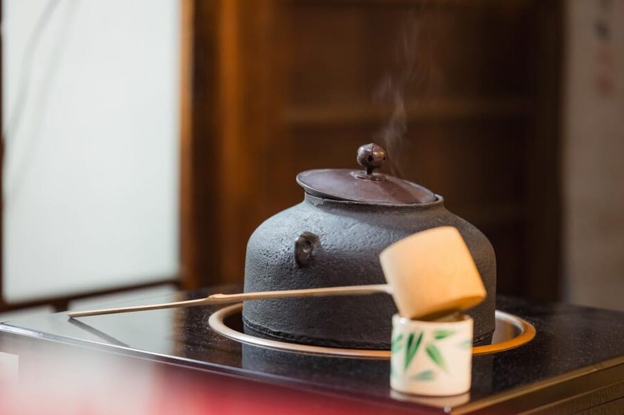 Kyoto: Table-Style Tea Ceremony at a Kyo-Machiya - Practical tips for a smoother visit