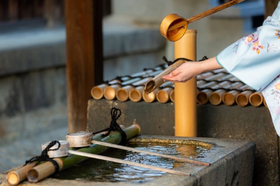 Kyoto: Tea Ceremony Ju-An at Jotokuji Temple - The purification ritual sets the tone