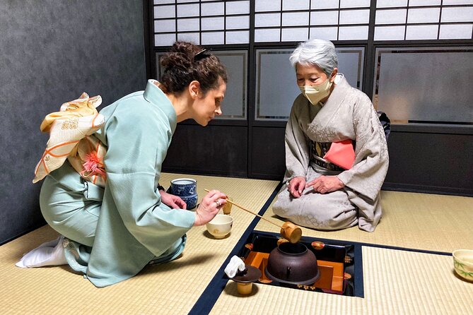 KYOTO Tea Ceremony with kimono near by Imamiya Jinjya Shrine - Preparing your own cup of Japanese tea