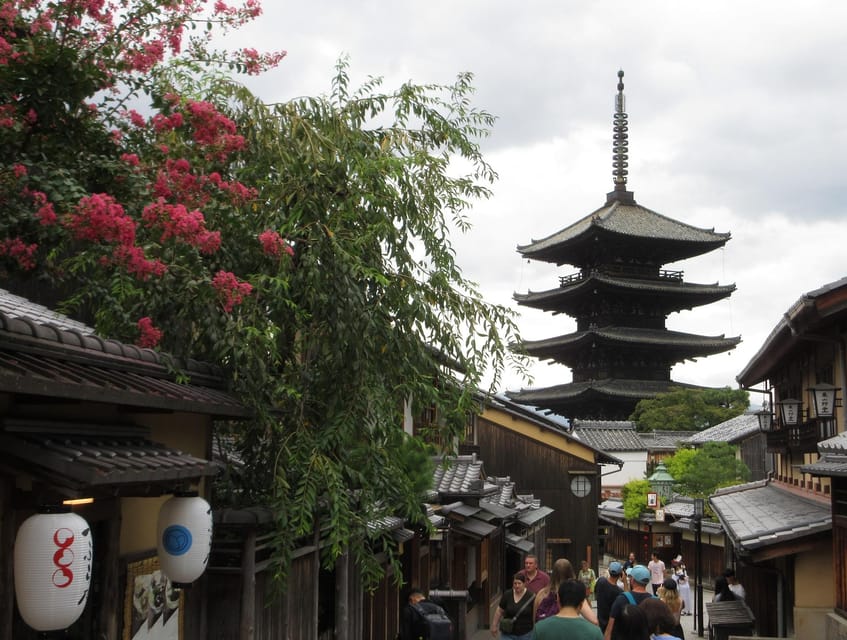 KYOTO: Tempio Kiyomizu Pagode Gion “Geisya” (Guida Italiana) - Meeting at Kyoto Station without a wrong turn