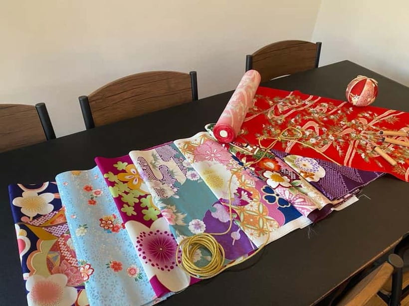 Kyoto: Traditional Kimono Fabric Handicrafts Workshop - Key points before you book