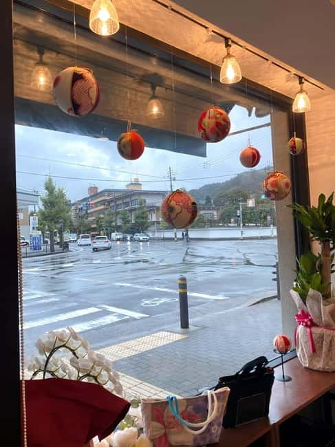 Kyoto: Traditional Kimono Fabric Handicrafts Workshop - A souvenir you actually made