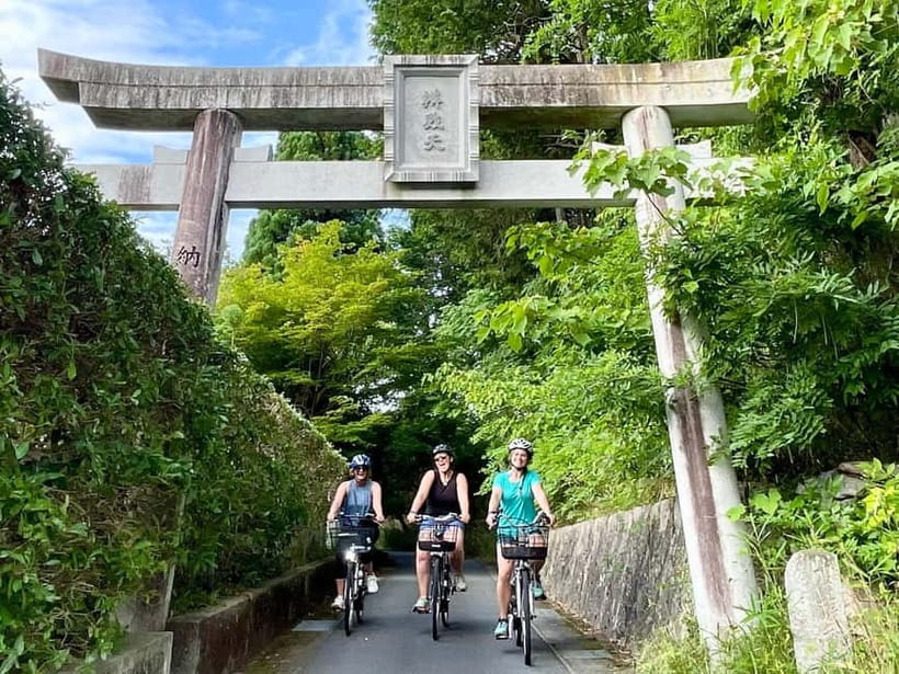 Kyoto : True Kyoto Avoid the crowds E-Bike Tour - Key points to know before you book