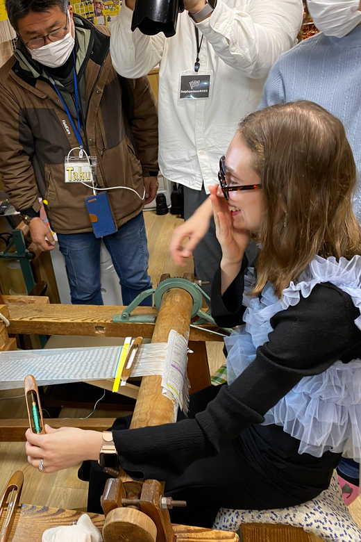 Kyoto: Try Nishijin Weaving in the Oldest Geisha District - The 1.5-hour Tsuzure-ori workshop