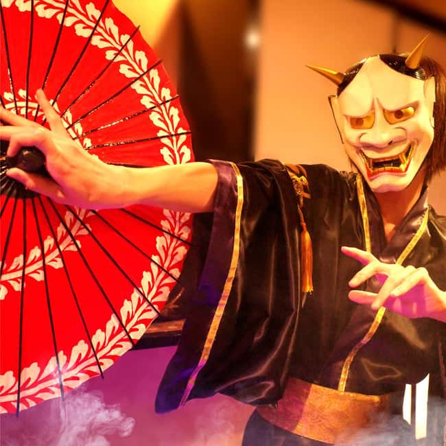 Kyoto: Wazuma Magic Show & Tea Ceremony - Why the private format changes the show