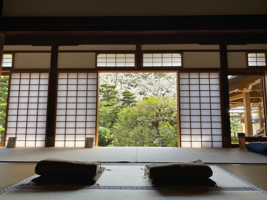 Kyoto: Zen Experience in a Hidden Temple - Two meditation sessions with Eitetsu Nishida