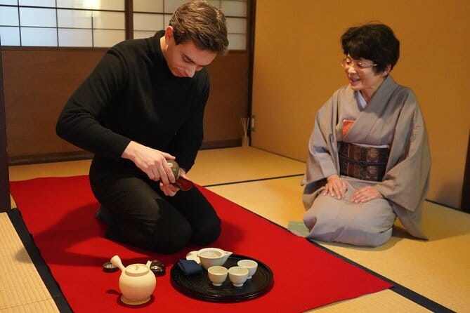 Let's make Japanese accessories with Mizuhiki - Color selection is part of the creative work