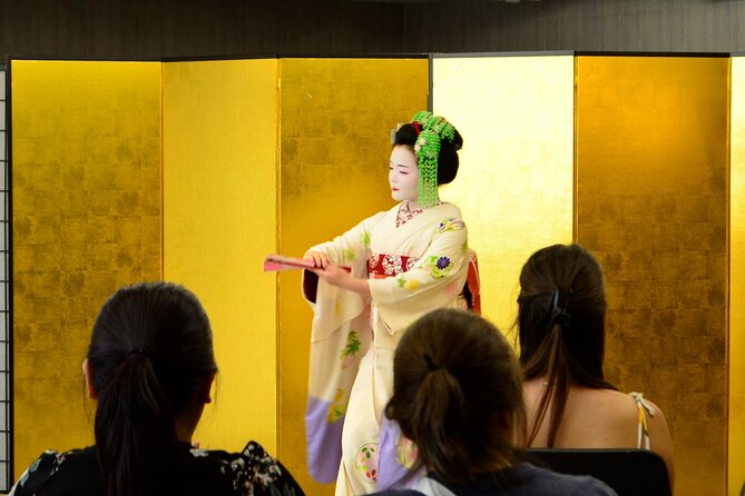 MEET MAIKO: Meet-&-Greet, Maiko Show & Experience in Kyoto - Two dances in about ten minutes