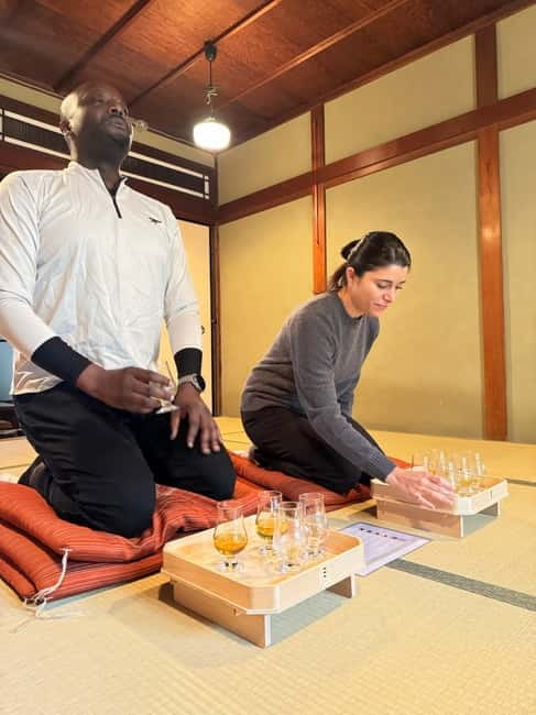 Nara:5 Type of Tea Tasting & Mindful Tea Ceremony - Whisking your own matcha