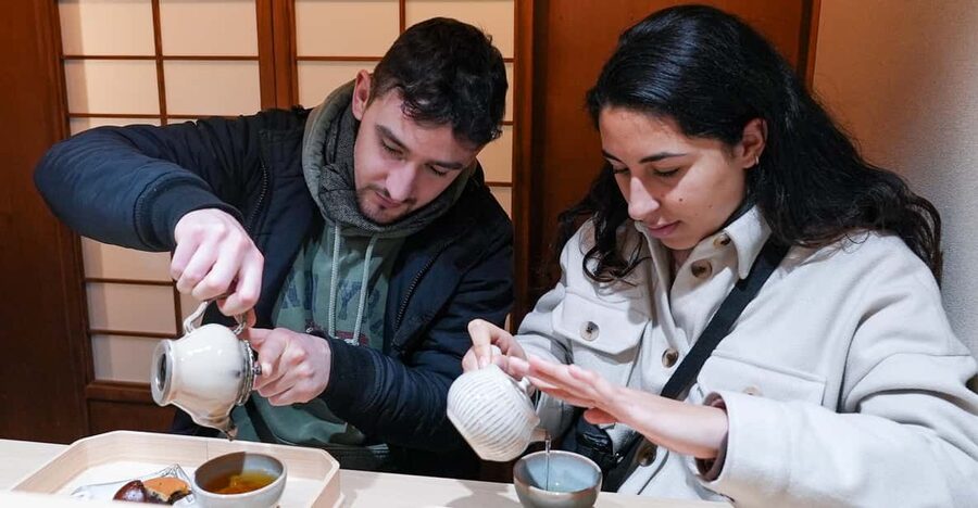 Nara:5 Type of Tea Tasting & Mindful Tea Ceremony - A quiet house with a small Japanese garden