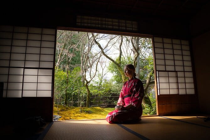 Nara Day Trip from Kyoto with a Licensed Guide - Passing through Todaiji’s Nandai Gate
