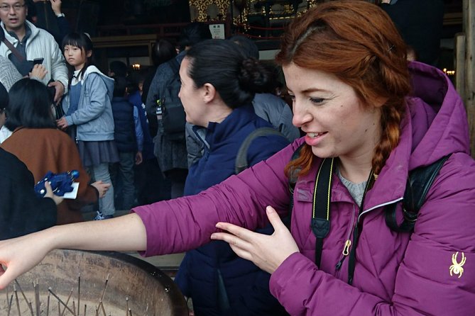 Nara Todaiji Lazy Bird Walking Tour - Entering Todai-ji’s Great Buddha Hall