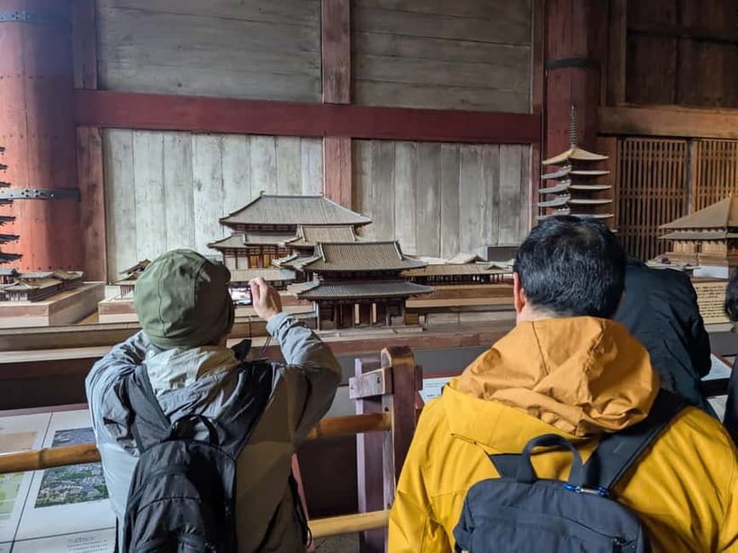 Nara: UNESCO Heritage Sites & Deer Park Tour with Pro guide - What the $83 price really buys