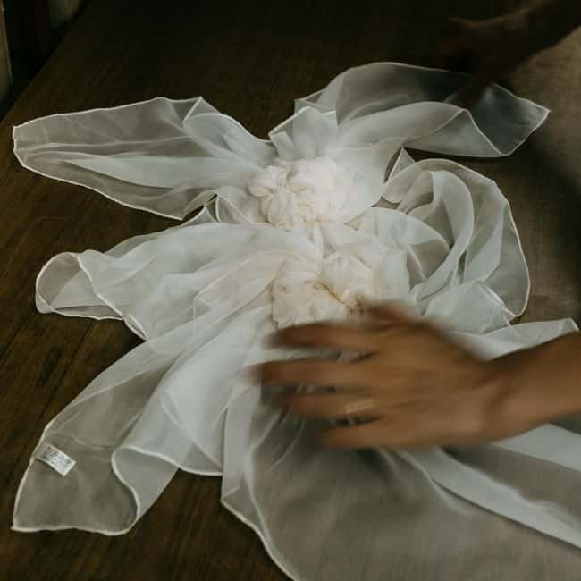 Natural Indigo Dyeing with Local Masters (Private Atelier) - The 60-minute workshop: fold, bind, and dip