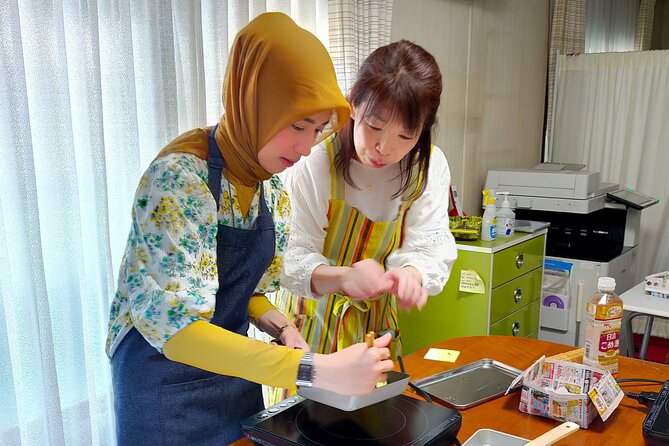 Near Fushimiinari: Kyoto Home Cooking Class & Supermarket tour - A home kitchen near Fushimi Inari