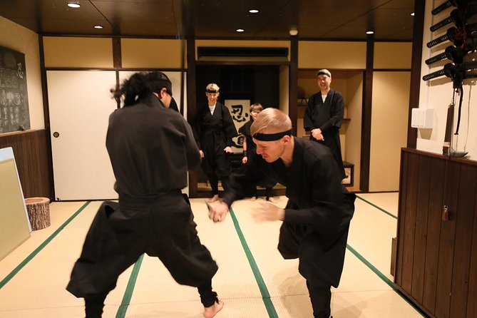 Ninja 2-hour Hands-on Lesson by Japanese master in Kyoto -Medium - Changing into rented ninja clothing