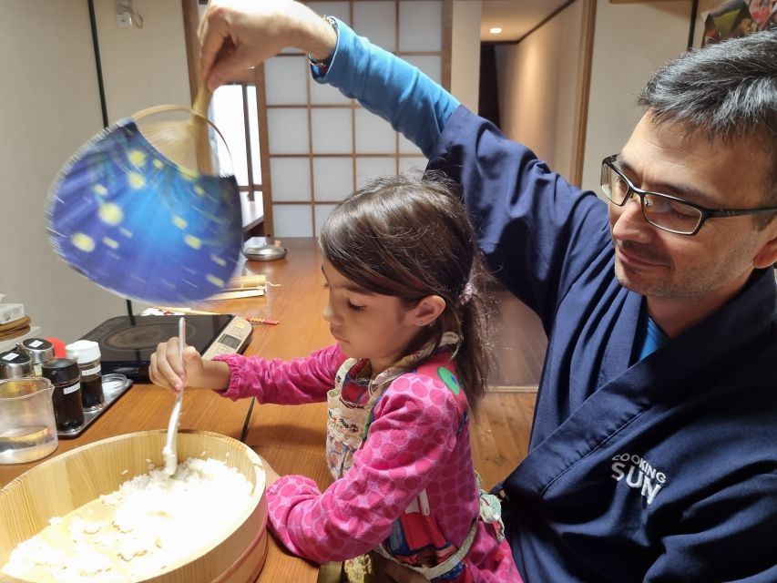 Nishiki Market Food Tour with Cooking Class - What you taste before cooking