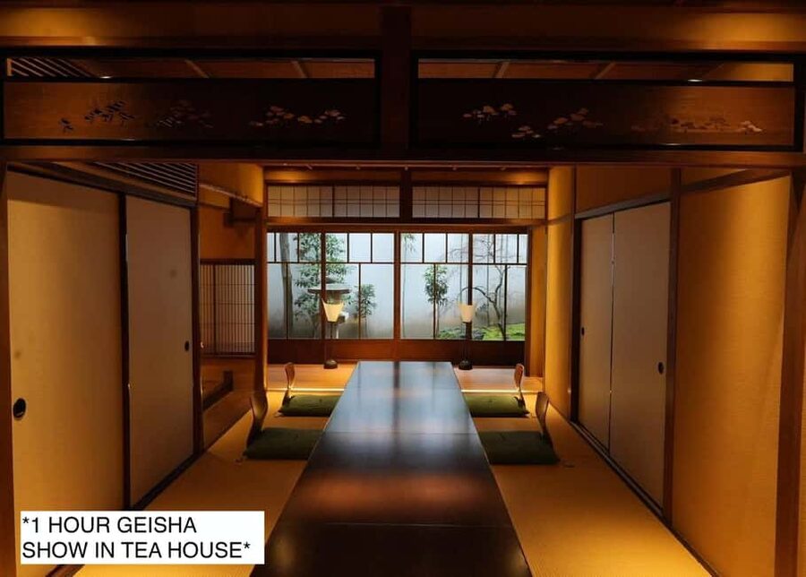 One Hour Geisha Show in Kyoto - Why a Maiko performance feels different from a stage show