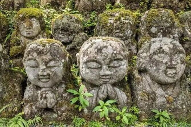 Otagi Nenbutsu Temple and Arashiyama Bamboo Forest Tour - Walking from the temple to the bamboo grove