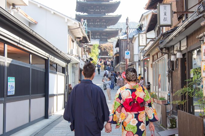 Photo Shoot with a Private Vacation Photographer in KYOTO, JAPAN - Arashiyama: a scenic choice that needs more planning