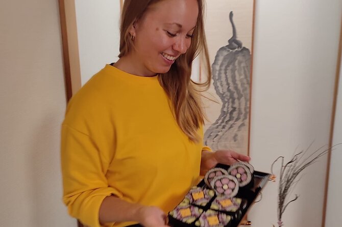 Private Art Sushi Roll Class in Kyoto - Aya’s Clear, Hands-On Teaching