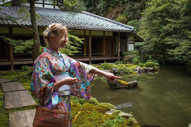 Private car tour Let's uncover secrets of majestic Kyoto history - Ryoan-ji and the famous rock garden