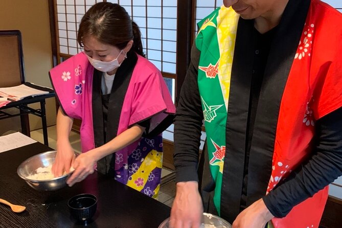 Private Cooking Class Udon in Kyoto Japan - Entering a Kyoto house near Nishi Honganji