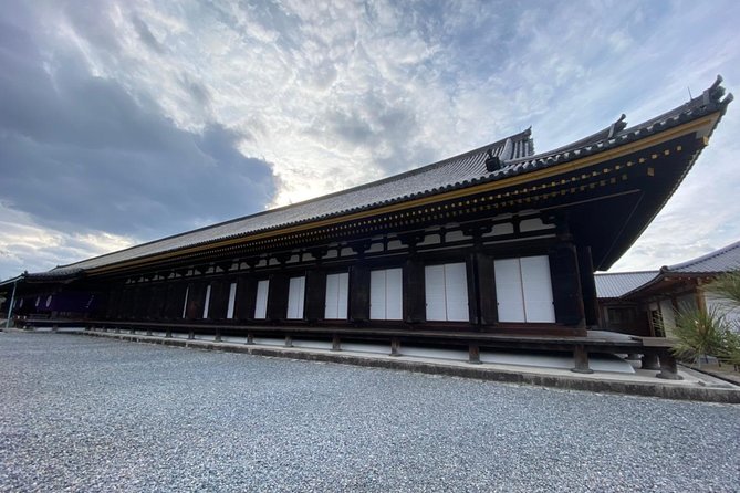 Private & Custom KYOTO Walking Tour - your Travel Companion - Nishiki Market and Kyoto’s food culture