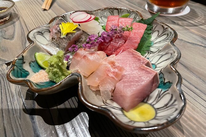 Private Food & Sake Tour in Central Kyoto with Sake Sommelier - Who should book this experience