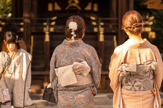 Private Guided Historical Sightseeing Tour in Kyoto - Kennin-ji: a quieter Zen pause