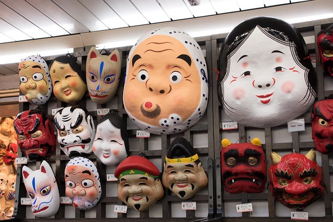 Private Kyoto Family Tour with a Local – 100% Personalized - Gion’s wooden lanes and stories of old Kyoto