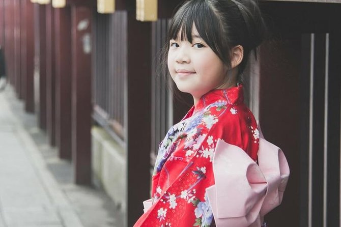 Private Kyoto Family Tour with a Local – 100% Personalized - The Railway Museum and other interactive choices