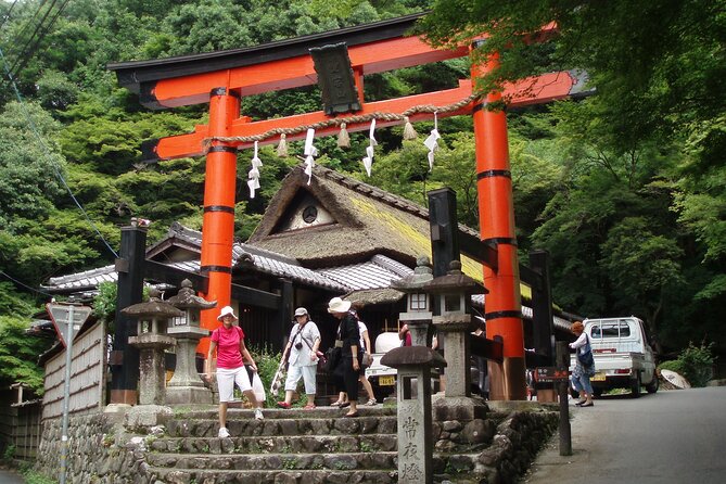 Private Walking Tour in Bamboo Forest & Hidden Spots in Arashiyama - Walking through Arashiyama’s famous bamboo