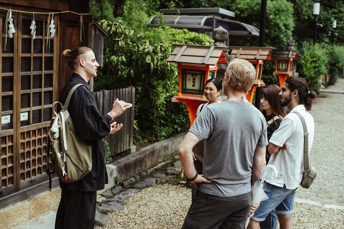 Private Walking Tour in Gion and Higashiyama - Hokan-ji and the Yasaka Pagoda view