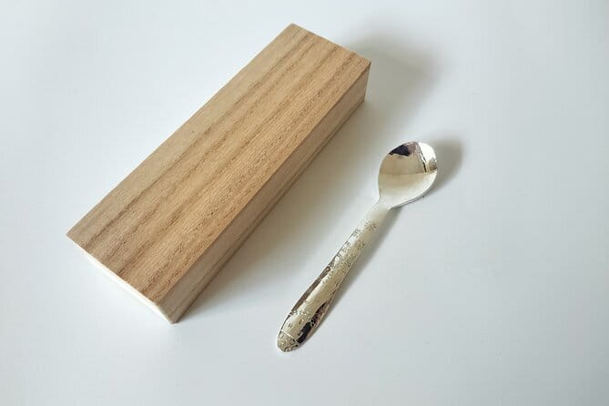 Pure Silver Spoon Making Workshop in Kyoto - Tea, snacks, and a friendly welcome