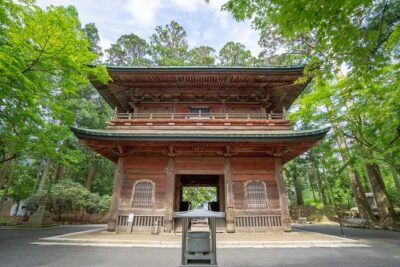 Sacred Peak and Scenic View Hieizan Enryaku ji and Hiyoshi Shrine